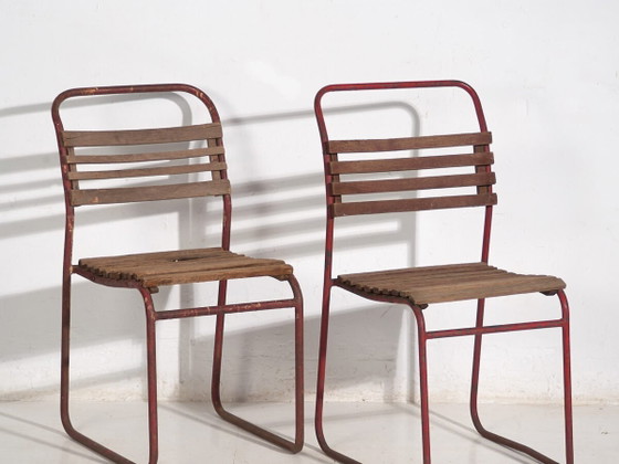Chaises de jardin rouges antiques (env. 1920). Lot de 2 pièces #16 – Wood, Iron (photo 2 of 40)