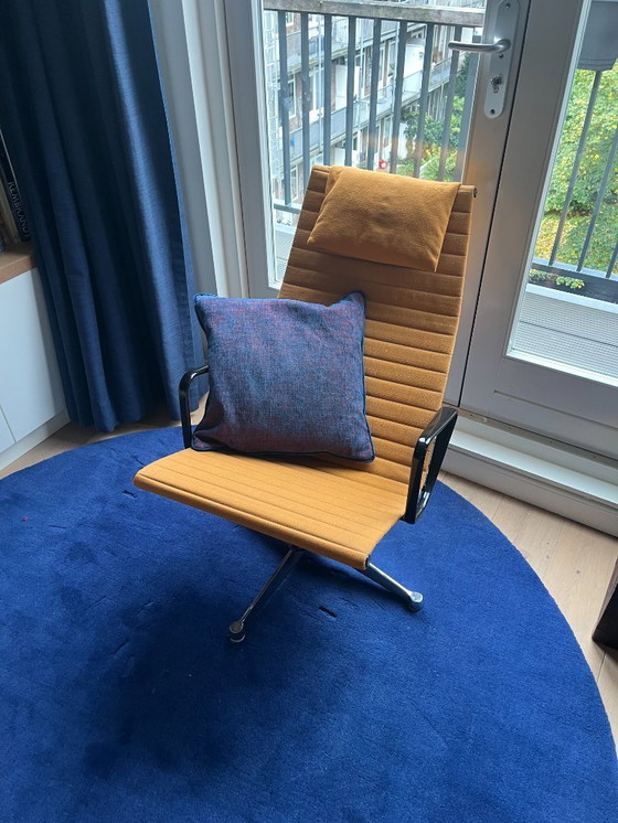 Image 1 of Charles Eames EA 124