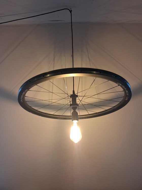 Lamp made from a carbon bicycle wheel – Pendant lamps, Other (photo 3 of 5)