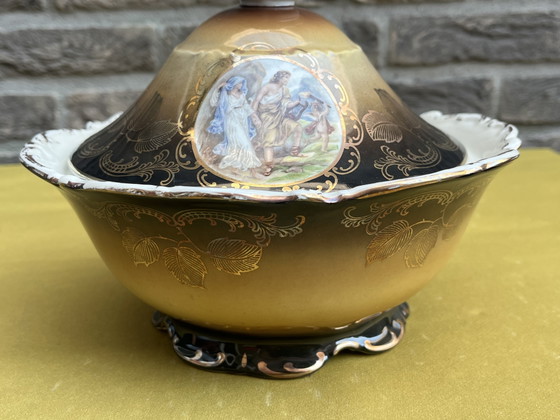 Image 1 of GOYA vintage schitterend versierde terrine met schaal porselein