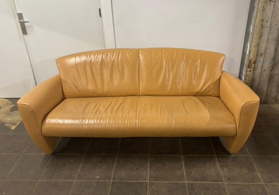 Comfortable JORI sofa – Leather (photo 2 of 8)
