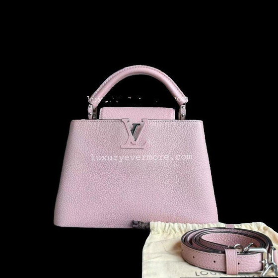 Image 1 of LOUIS VUITTON CAPUCINES - BB CUIR DE VEAU TAURILLON ROSE JASMIN FERMOIR ARGENTÉ