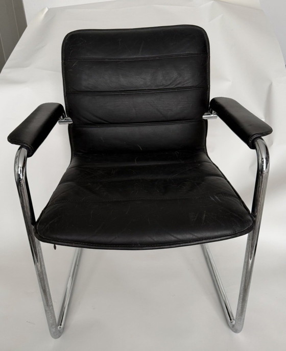 Image 1 of Iconic Thonet Freischwinger chair – Mart Stam design (circa 1980)