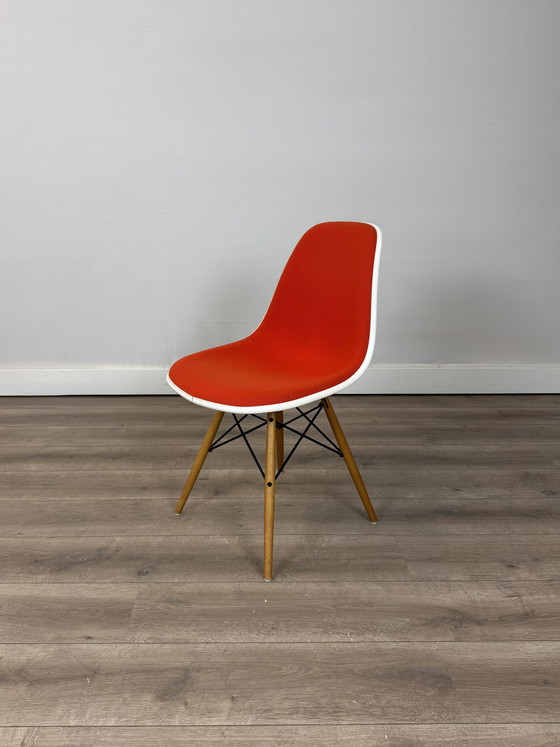 Image 1 of VITRA DSW upholstered