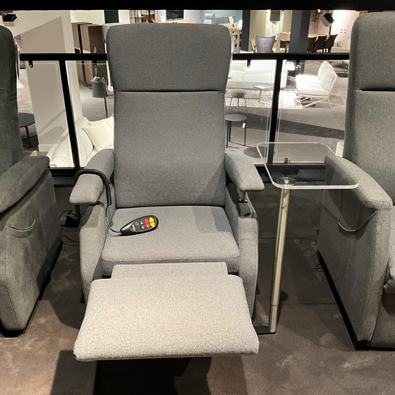 Image 1 of Fitform 574 M3