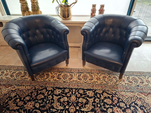 Poltrona Frau 2 Armchairs