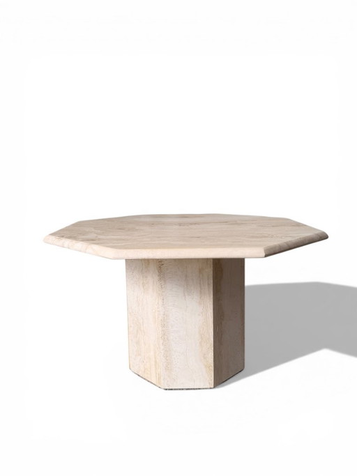 Skulpturaler achteckiger Couchtisch aus natürlichem Travertin, italienisches Design um 1970
