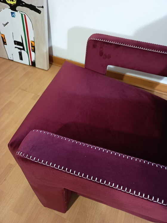 Image 1 of CASSINA 2X Poltrone 637 UTRECHT  (NUOVE MAI USATE) in Velluto 13L Ortigia/Plum con Cuciture in filo Naturale a punta Cavallo