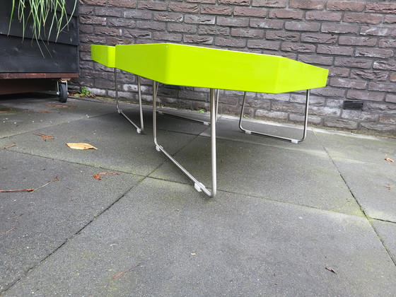 Image 1 of Leolux Piombo design coffee table, 2-piece, bright green.