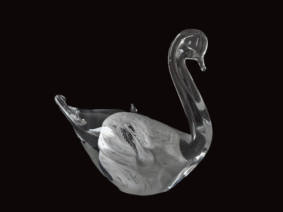 Image 1 of Hovmantorp (Svezia) - Cigno scultura in vetro