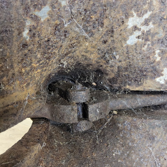 Image 1 of Machine à bouchonner les bouteilles Cirier Pavard Paris en fer forgé ancien / presse à bouchonner / presse à embouteiller