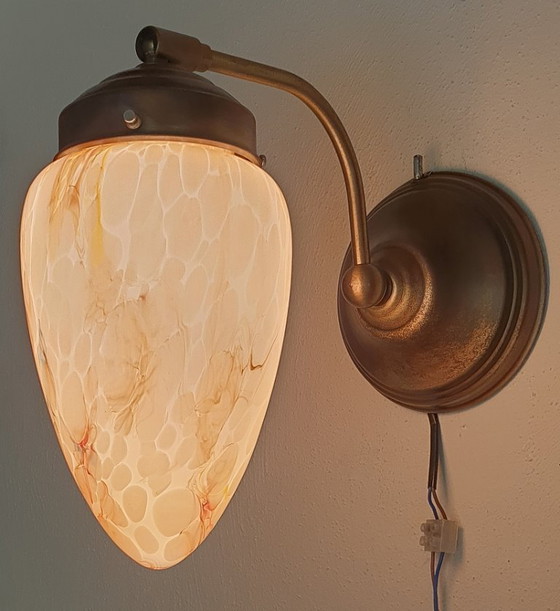 Image 1 of Art-Deco-Wandleuchte aus Opalglas