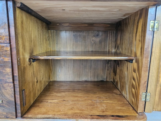 Image 1 of Art Decò Display Cabinet in Walnut Burl