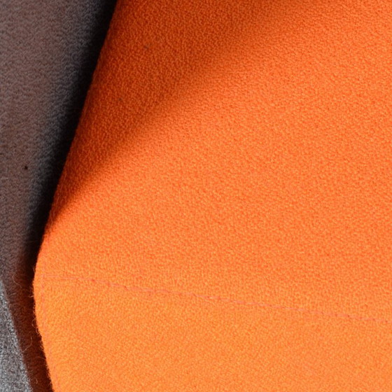 Kinnarps Pio 951W fauteuil, grijs / oranje – Metal, Textile (photo 6 of 6)