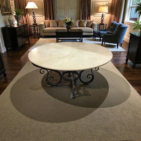 Image 1 of Table en marbre et en fer