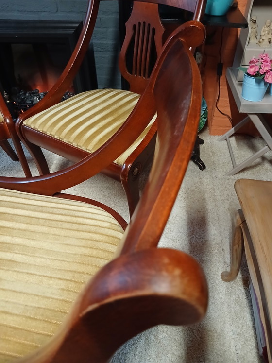 Set di quattro sedie da pranzo classiche a forma di gondola – Velvet, Wood (photo 11 of 15)