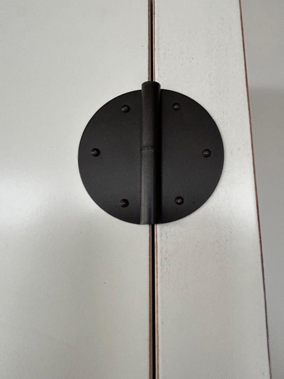 Image 1 of Weißholzschrank im chinesischen Stil