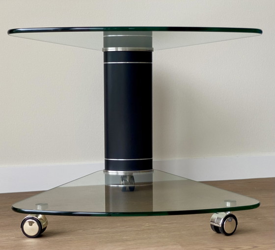 Image 1 of Stressless (Ekornes) Beistelltisch aus Glas auf Rollen