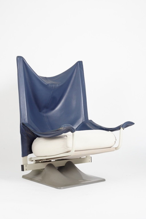 Cassina AEO Paolo Deganello para Archizoom Group 1973