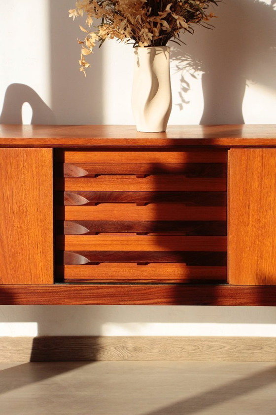 Image 1 of Elliotts of Newbury Teak Dressoir – Mid-Century Design