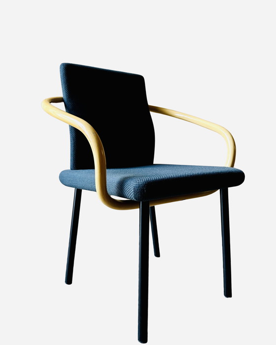 Image 1 of 4x Mandarin stoel van Ettore Sottsass voor Knoll, 1986 - Blauwe stof, armleuningen in bamboelook