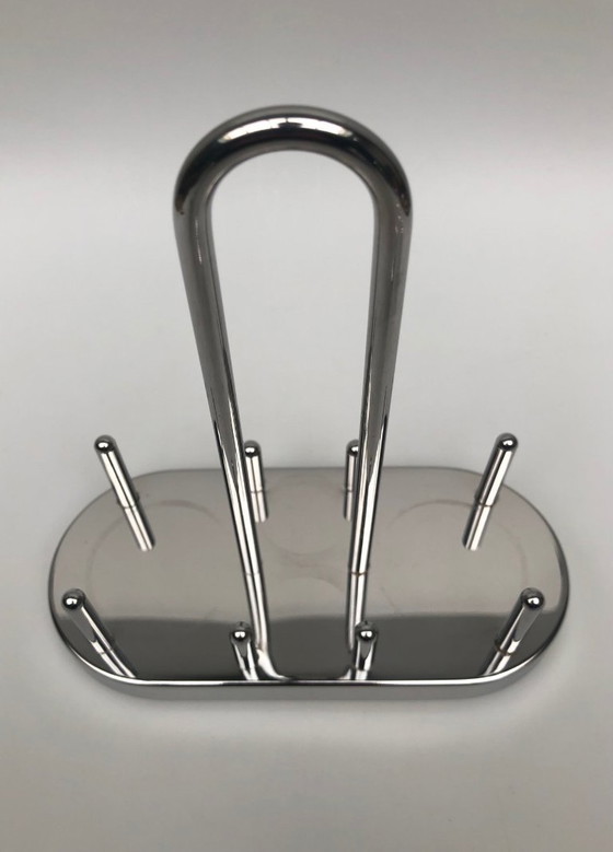 Image 1 of Het is bloederig, maar Alessi.