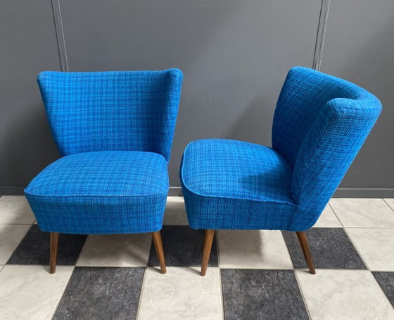 Image 1 of Set van 2 cocktailstoelen, blauw, jaren 60.