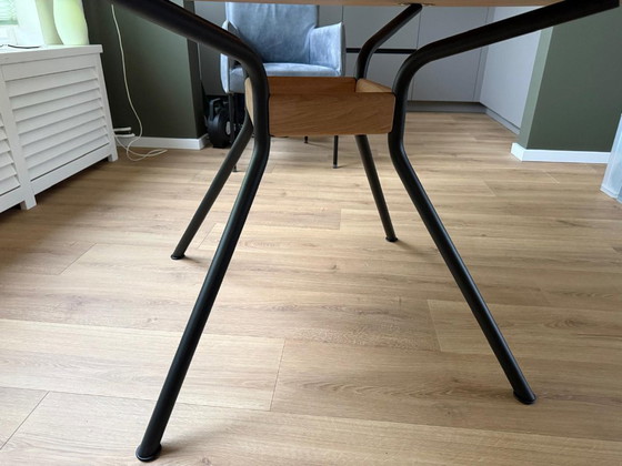 Image 1 of Table à manger Beso