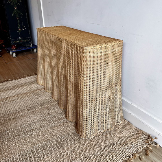 Image 1 of Rieten rotan Trompe L'oeil gedrapeerde consoletafel