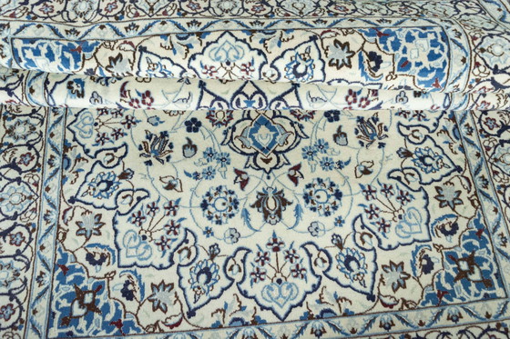 Image 1 of Handgeknoopt Perzisch tapijt - Nain 9 La met zijde 206 x 127 cm