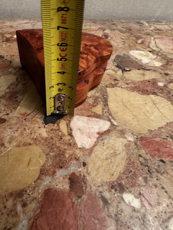 Image 1 of Caja en forma de corazón - Madera de Thuya