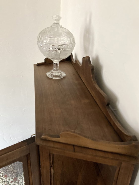 Image 1 of Vitrine murale ancienne en bois