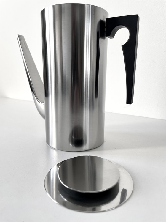Caffettiera Stelton 1,5 l di Arne Jacobsen. – Servizi da tavola, Plastic, rvs (photo 7 of 8)