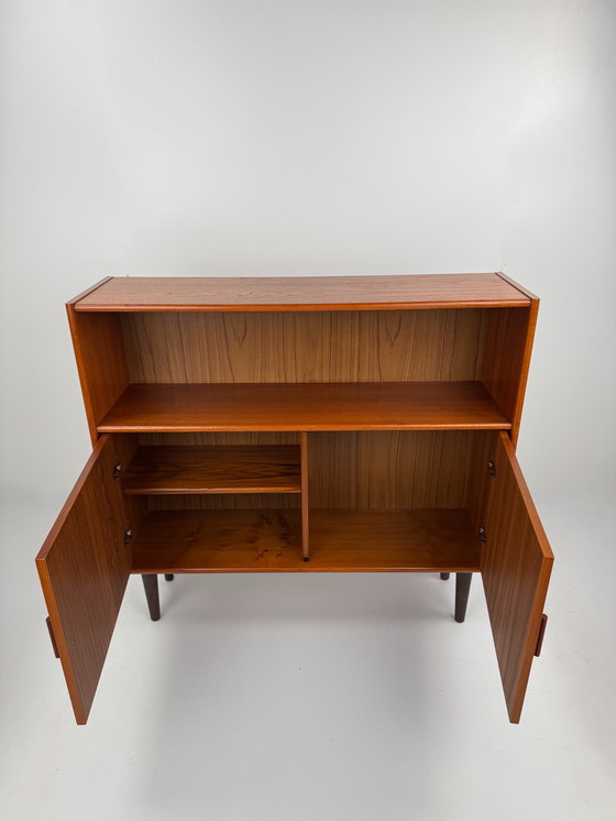 Image 1 of Libreria/mobile bar in teak danese: eleganza compatta di metà secolo