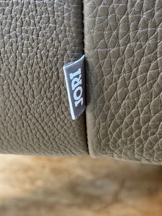 2 Jori-Sessel, bezogen mit braunem Leder – Leather (photo 4 of 17)