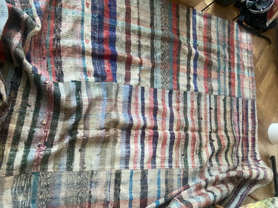 Image 1 of Prachtig groot vloerkleed gevoerd van Roche Bobois