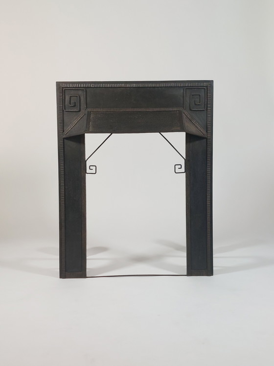 Image 1 of Prachtige decoratieve, handgesmede metalen openhaardomlijsting