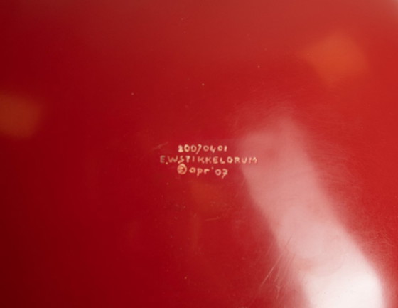 Image 1 of Sculpture organique rouge - Objet de design contemporain titré : 2007/04/01