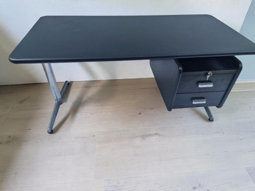 Vintage Schreibtisch von Giancarlo Pireretti für Castelli 1970