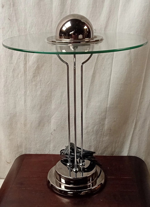 Lampe de l'ère spatiale