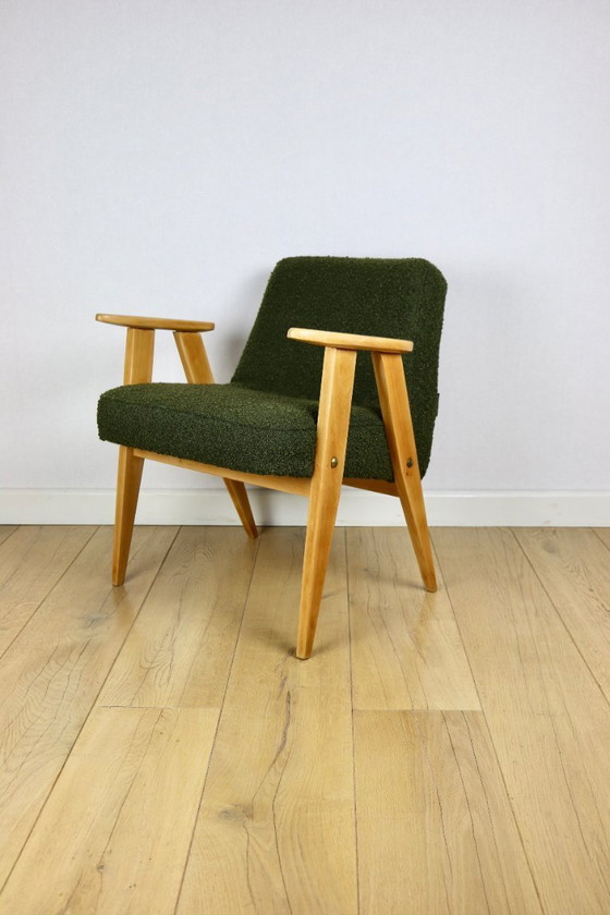 Image 1 of Poltrona Chierowski 366, anni '70, boucle vintage verde oliva - legno chiaro