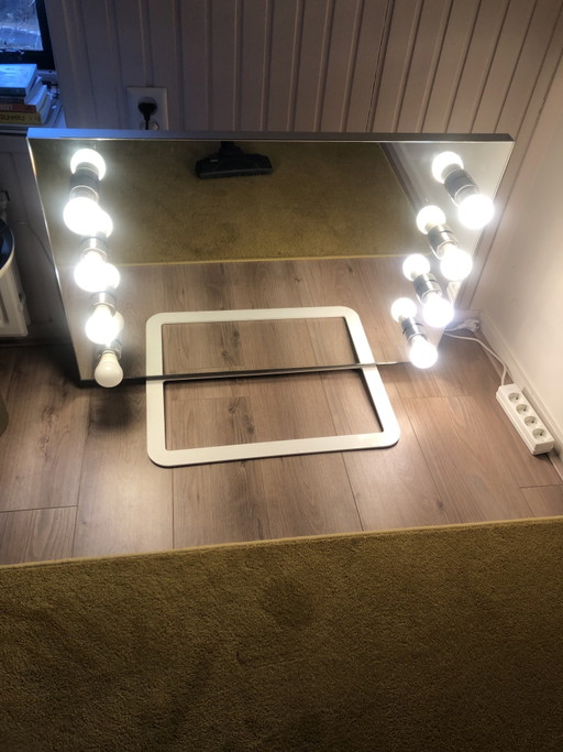 Specchio per il trucco