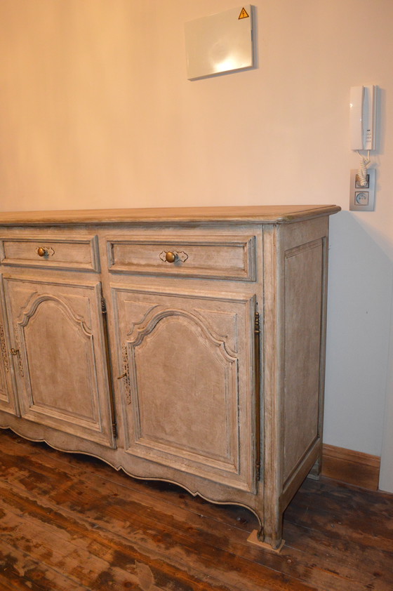 Image 1 of Klassevolle Dressoir Met Knappe Schildertechniek