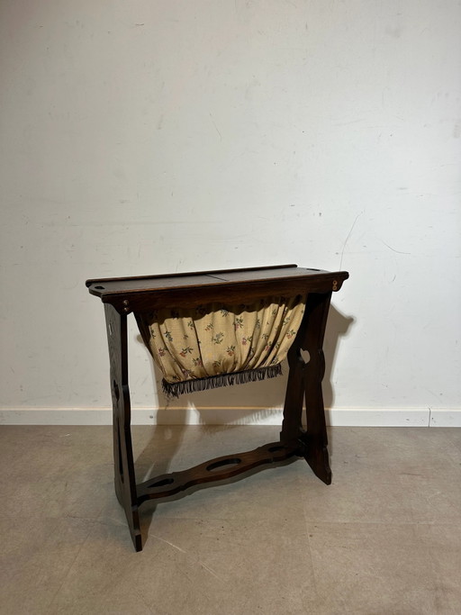 Mesa de costura antigua – bijzettafels
