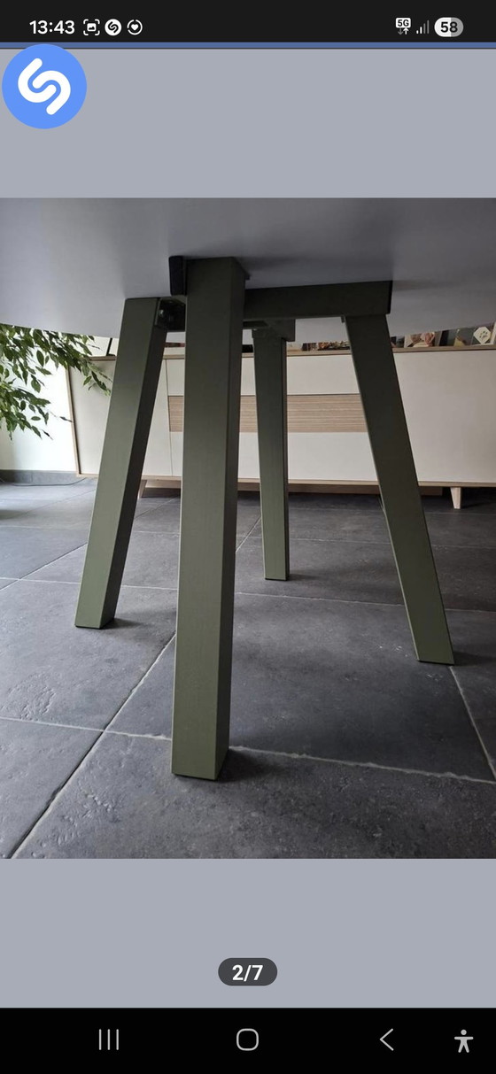 Image 1 of Round dining table Perfecta Veneto Halifax 140cm White/green