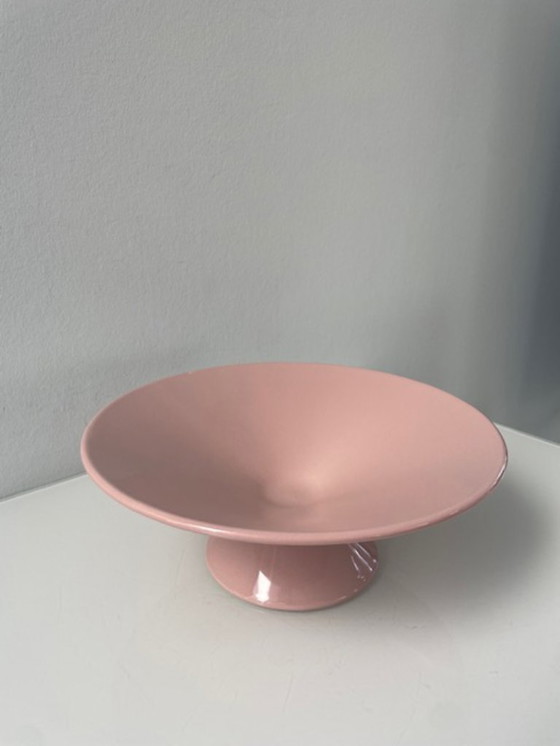 Image 1 of Cuenco moderno de cerámica rosa pastel con pie de 25 cm