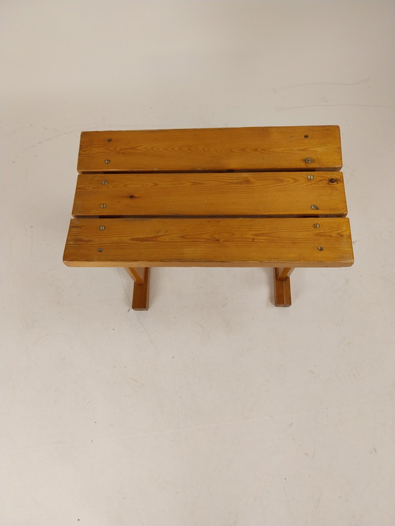 Image 1 of 1 sgabello in pino anni '70 Scandinavia