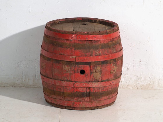 Antique wooden barrel with iron straps – Central Europe, circa 1920 – Decorative Objects, Rustic (photo 35 of 40)