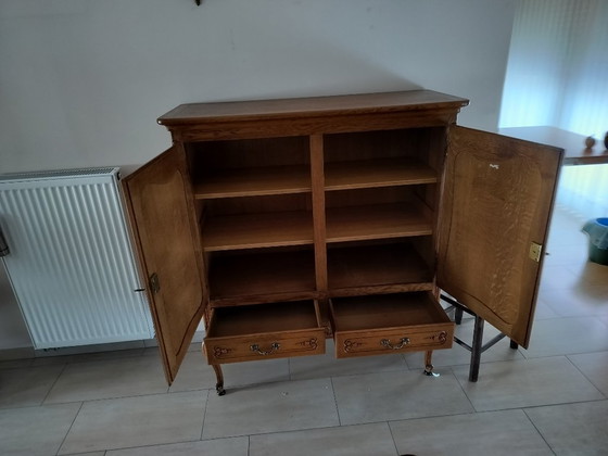 Armoire de rangement en bois avec sculptures, Armoires de rangement, Métal, Marron, Klassiek (photo 3 sur 7)