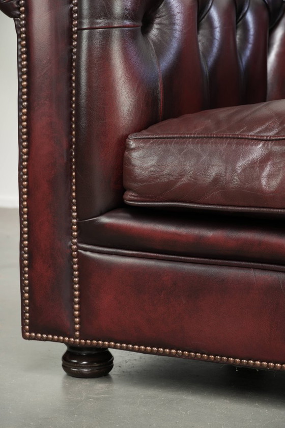 Englischer Chesterfield Club Sessel aus Rindsleder in einer schönen roten Farbe – Leather, Klassiek (photo 12 of 12)